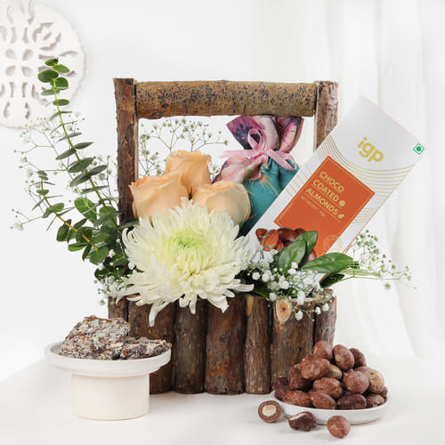 Gourmet Treats in Gift Basket Hamper