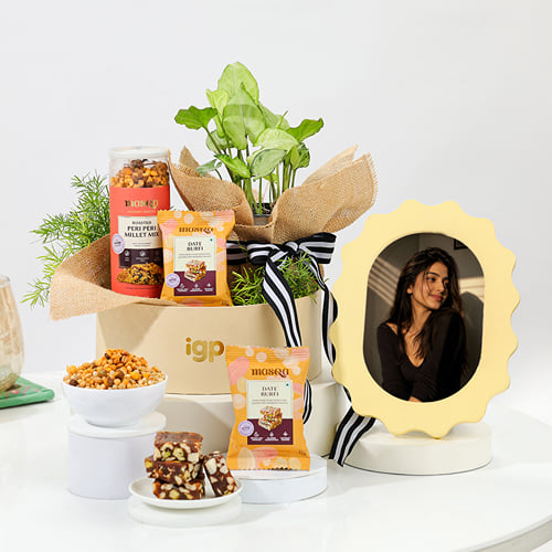 Personalized Garden of Memories Hamper