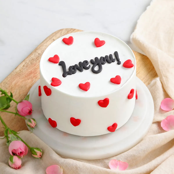 Sweet Hearts Delight Mini Cake (250 Gm)