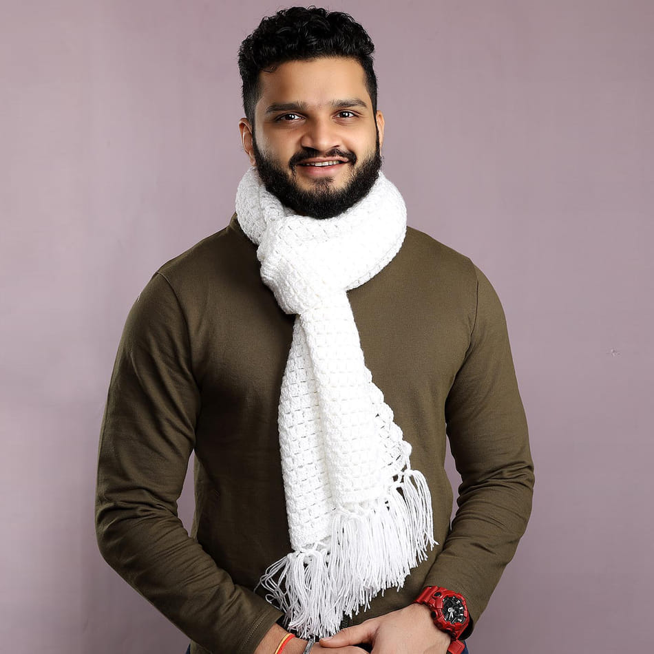 Buy/Send Hand Knitted Woolen Muffler White Online IGP J11149914