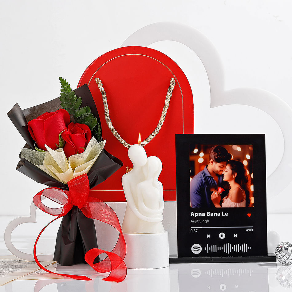 Buy/Send Personalized Melodies Of Love Hamper Online IGP