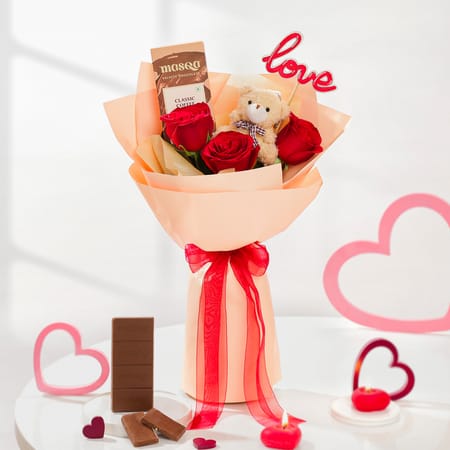 Blushing Love Valentines Day Bouquet