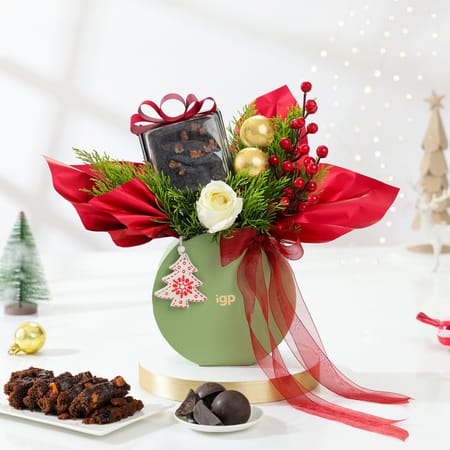 Classic Christmas Arrangement-picture-21