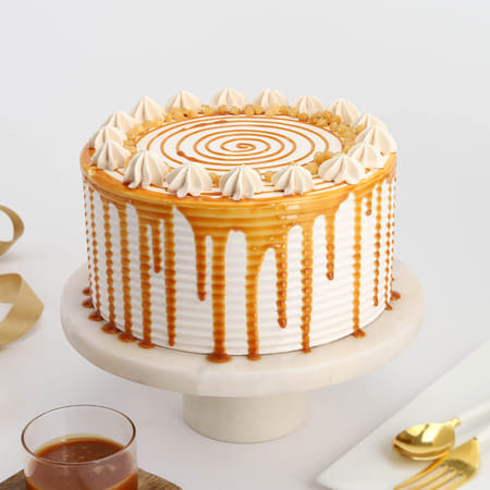 Creamy and Crunchy Cake-image-6