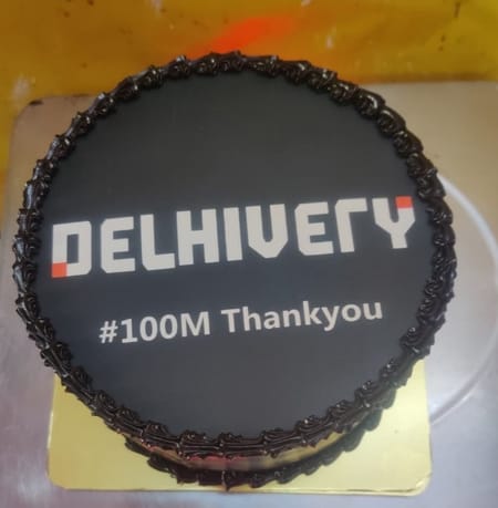 Delhivery Musaif Cake (1kg)-picture-36