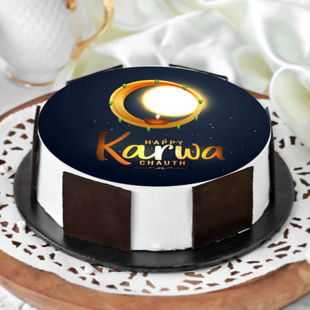 Delicious Karwa Chauth Cake-picture-40