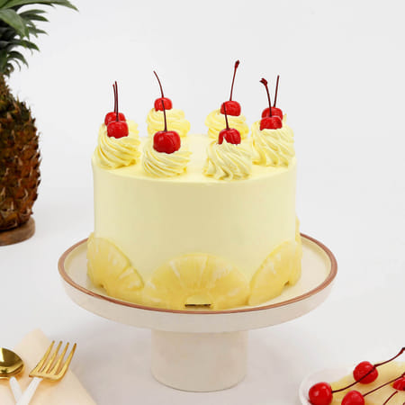 Elegant Pineapple Cake-image-20