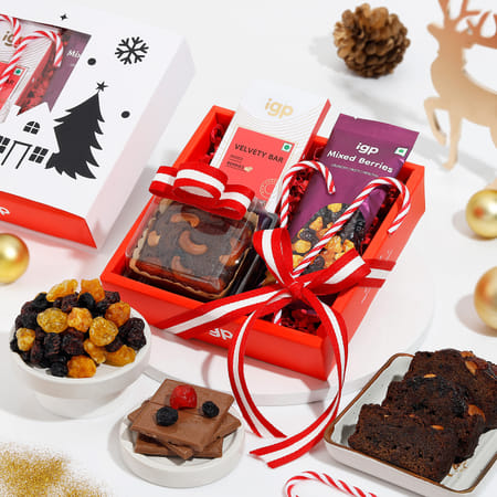 Festive Cheer Christmas Treats Hamper-image-17