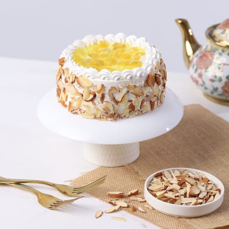 Golden Pineapple Indulgence Cake (2 Kg)-image-13