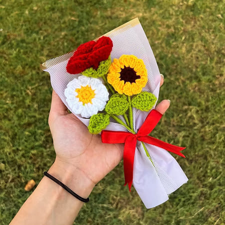 Handcrafted Mix Floral Crochet Bouquet-picture-21