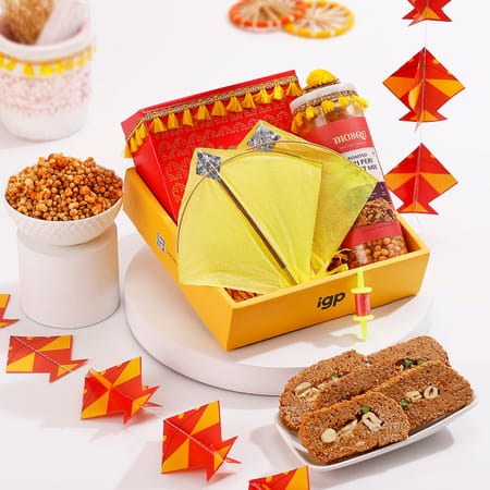 Harvest Cheer Lohri Gift Tray-image-20