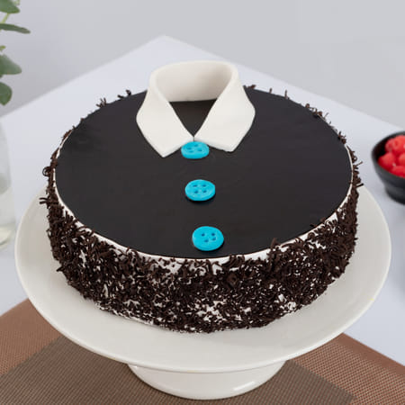 his majesty chocolate cream cake for great dad (2 kg)