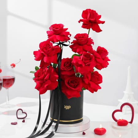 Lovely Valentines Day Arrangement