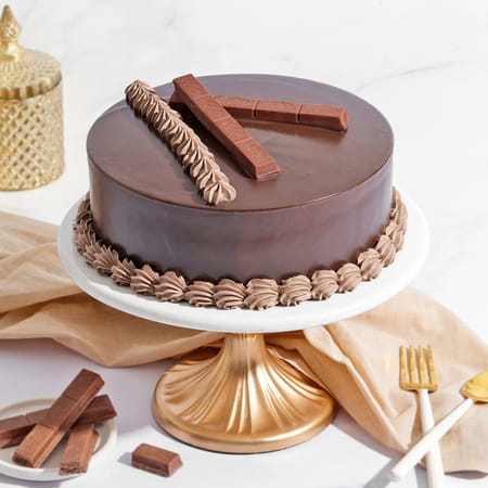 Lucious Kitkat Chocolate Cake (1 Kg)-image-42
