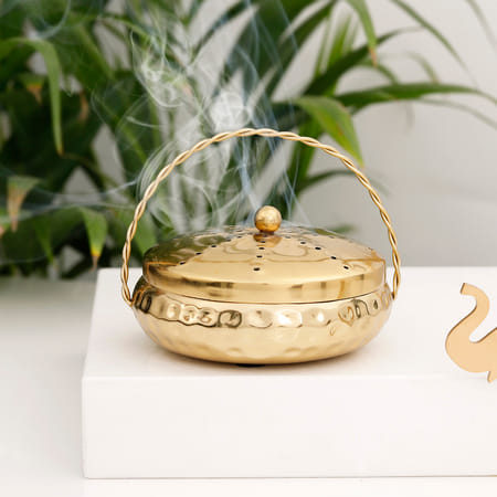 Metal Dhoop Holder With Handle