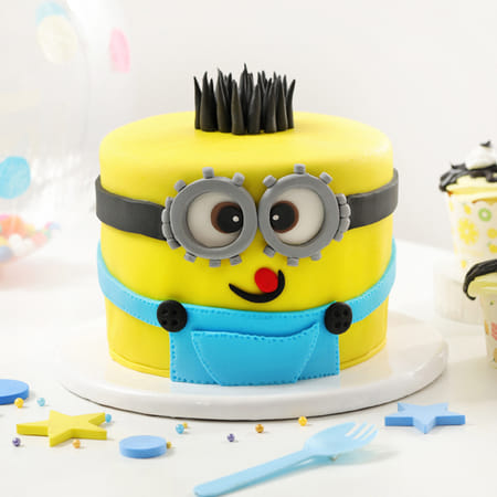 Minion Madness Fondant Cake (3 kg)-image-14
