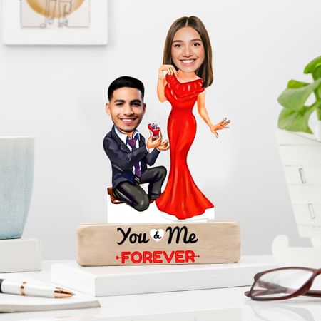 Personalized Proposing Couple's Caricature on wooden base