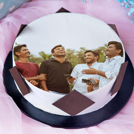 Photo Cake for Best Friends (2 Kg)-picture-18