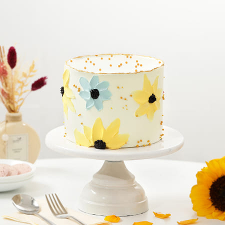 Special Floral Cake (Half Kg)-picture-29