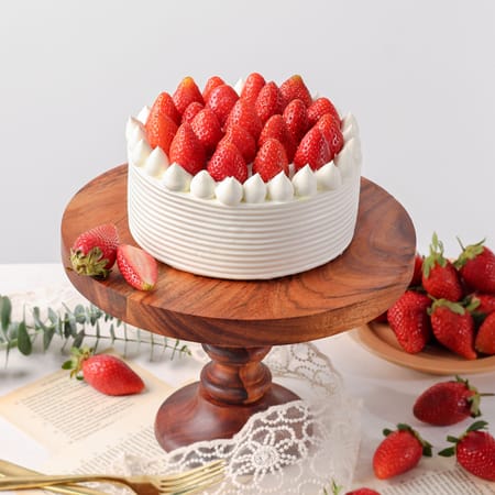Strawberry And White Chocolate Bliss-image-30