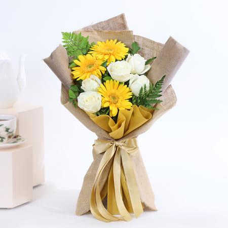 Sunshine Charm Bouquet-picture-37