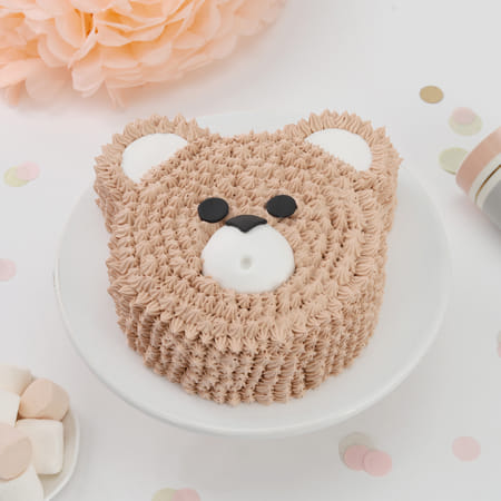 Teddy Bear Cream Cake (1 Kg)