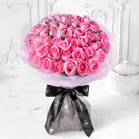 Unforgettable 50 Pink Roses Hand Tied-image-11