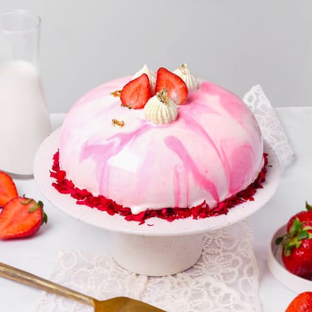 Vanilla Strawberry Entremet (500 g)-picture-47