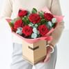 6 Red Rose Gift Box Online