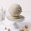 Elegant Pearl Sphere Cake (1 Kg) Online