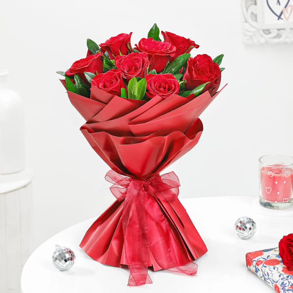 8 Red Roses Bouquet
