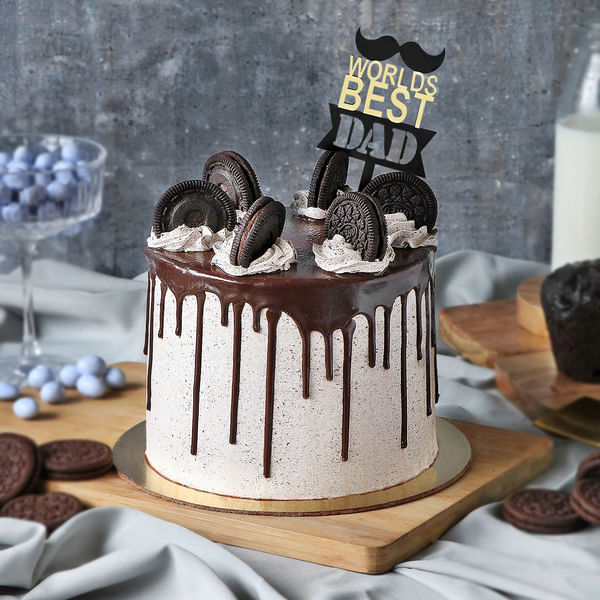 Awesome Oreo Chocolate Cream Cake For Dad