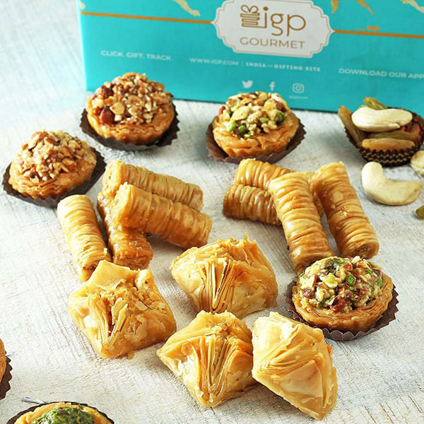 Baklava Sweet (9pcs)