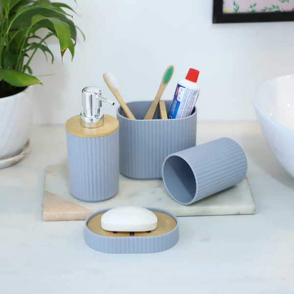 Bathroom Essentials - Black And Wood - Set Of 4