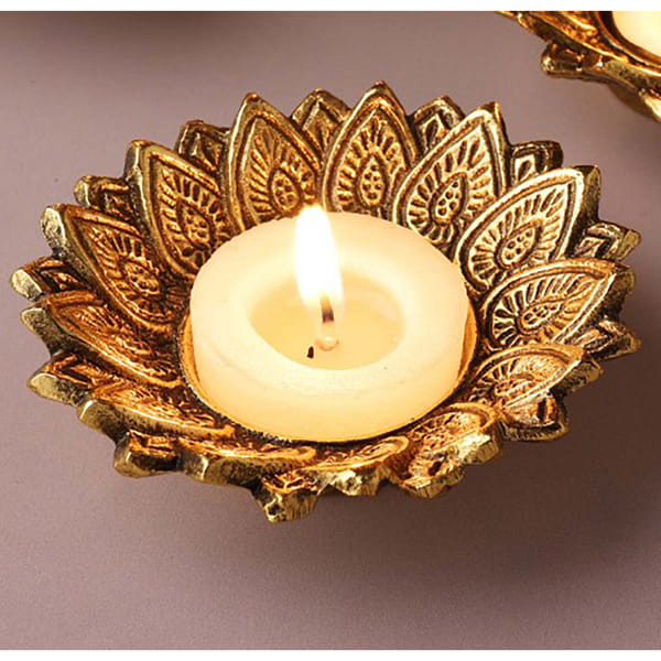 BENESSE INDIA Metal Diya