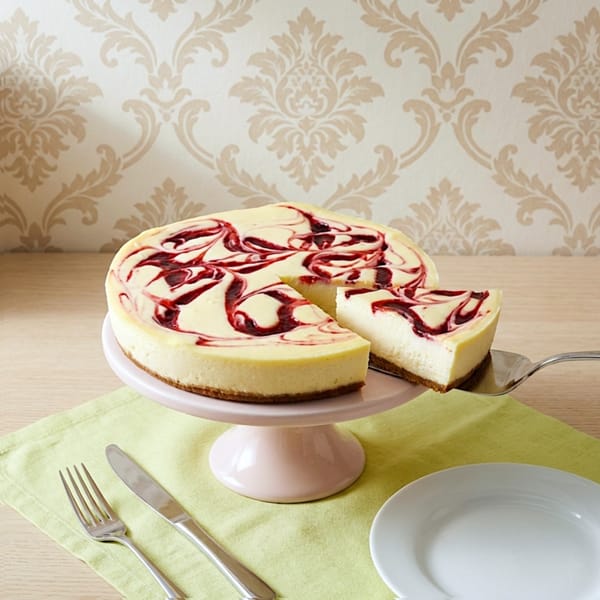 Berry Swirl Cheesecake (500 Gm)