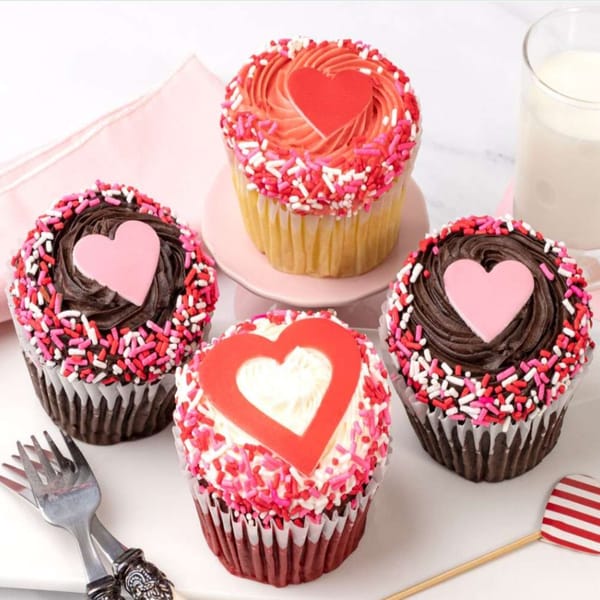 Big Love Jumbo Cupcakes