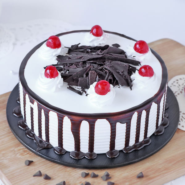 Black Forest Cake (2 Kg)