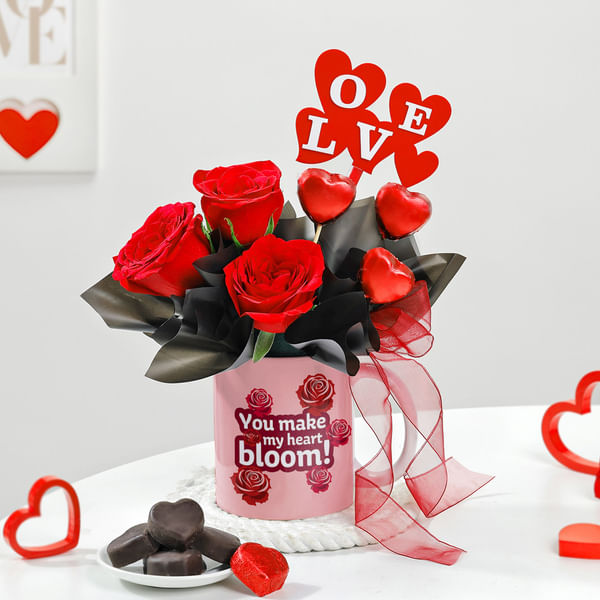 Blooming Heart Personalized Mug Arrangement