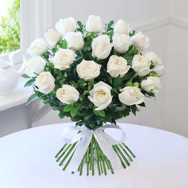 Order Bunch of 20 White Roses Online at Best Price, Free Delivery|IGP ...