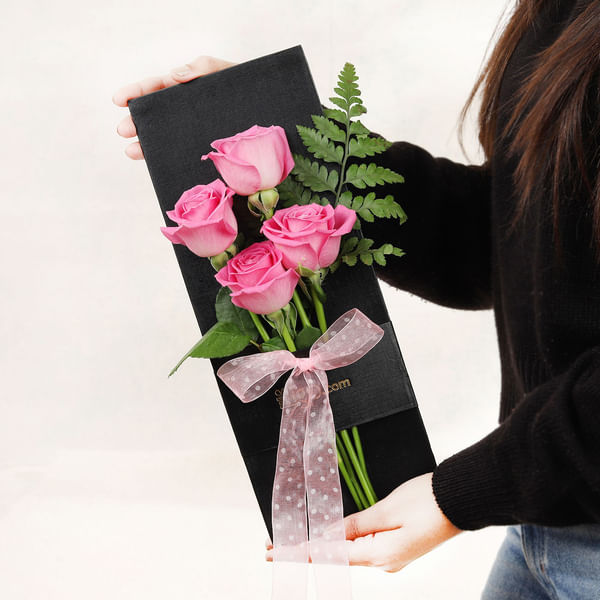 Charming Pink Rose Bunch