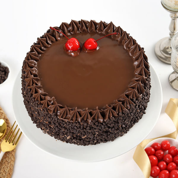 Chocolate Cake with Chocolate Chips & Cherry Toppings (2 Kg)