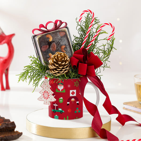 Christmas Cheer Mug Arrangement