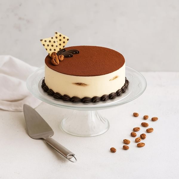 Classic Italian Tiramisu Cake (Half Kg)