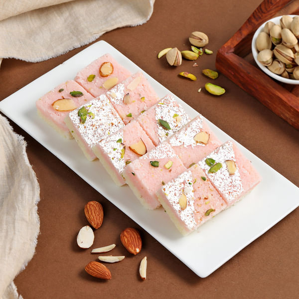 Coconut Barfi (800 Gm)