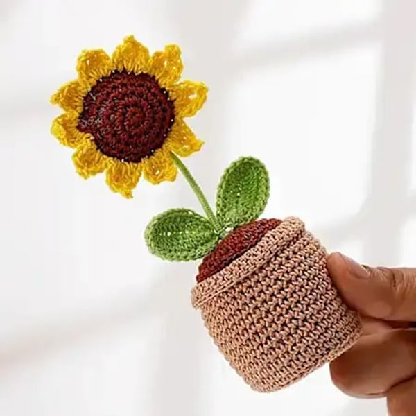 Crochet Sunflower pot