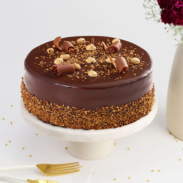 Crunchy Nuts Cake