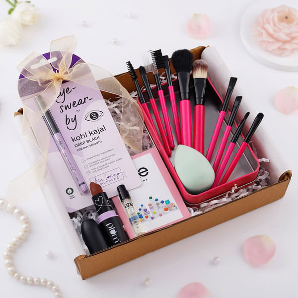 Daily Glam Essentials Gift Set