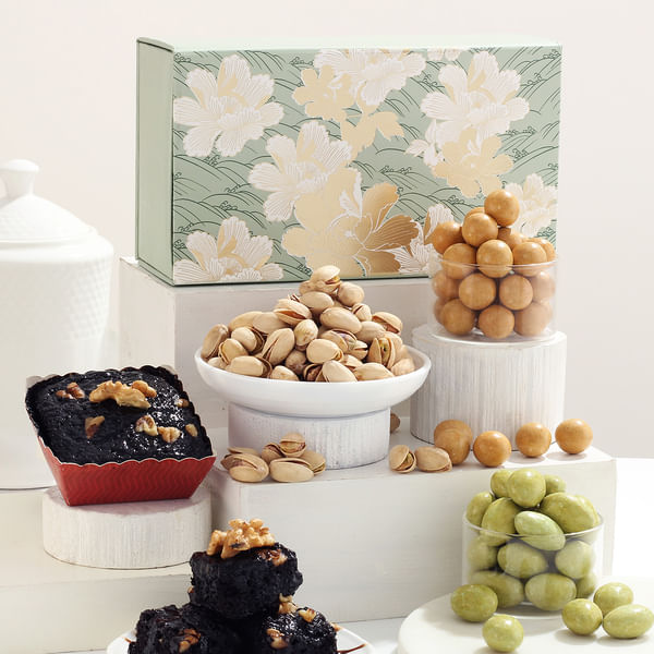 Delicate Ecstasy Gourmet Gift Box