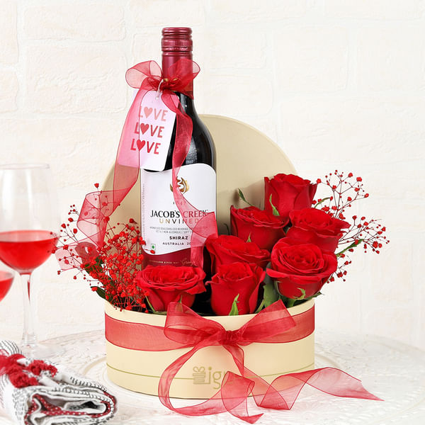 Delightful Love Story Hamper